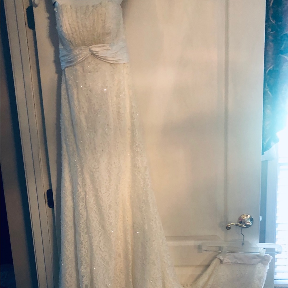 Wedding dress- never worn!
